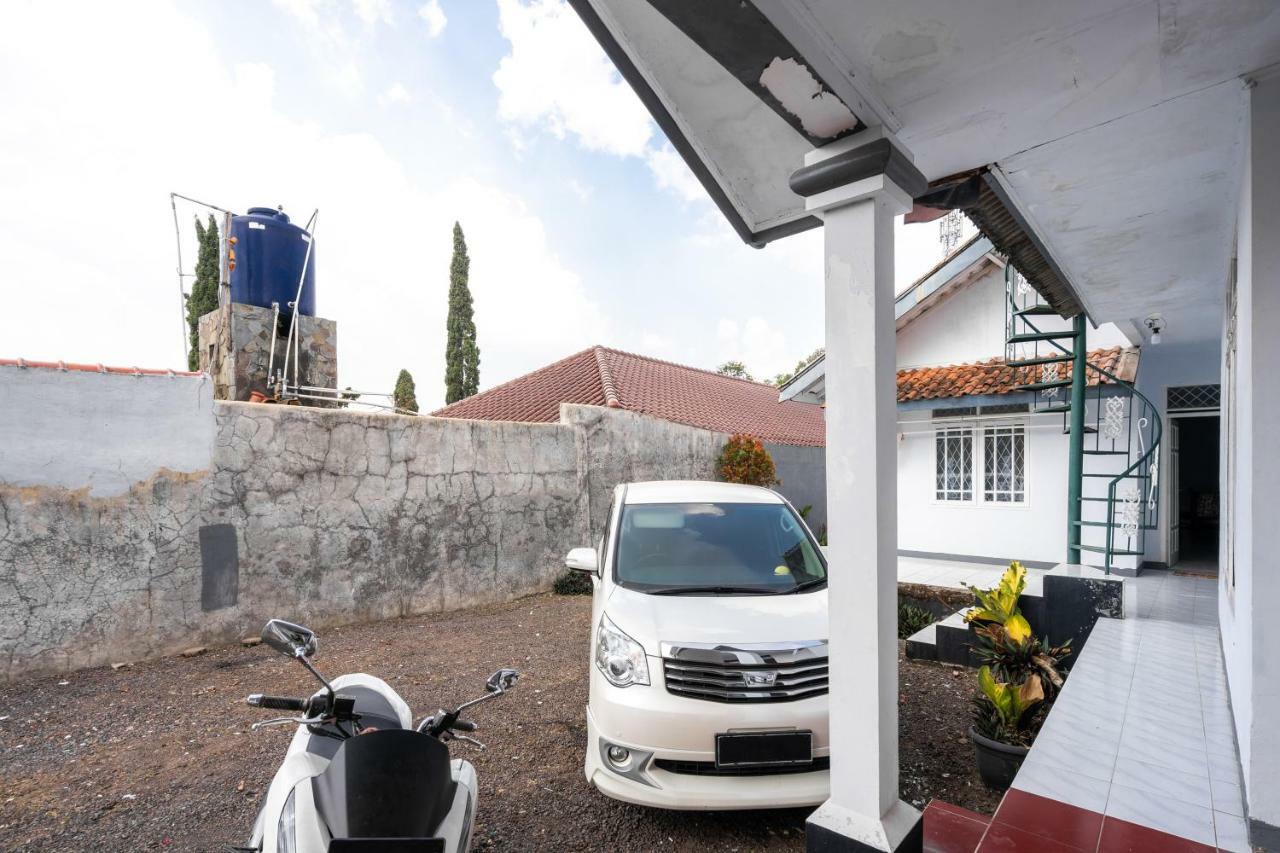 Reddoorz Syariah Near Rsud Cimacan Bogor Ngoại thất bức ảnh