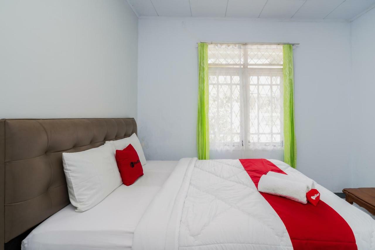 Reddoorz Syariah Near Rsud Cimacan Bogor Ngoại thất bức ảnh